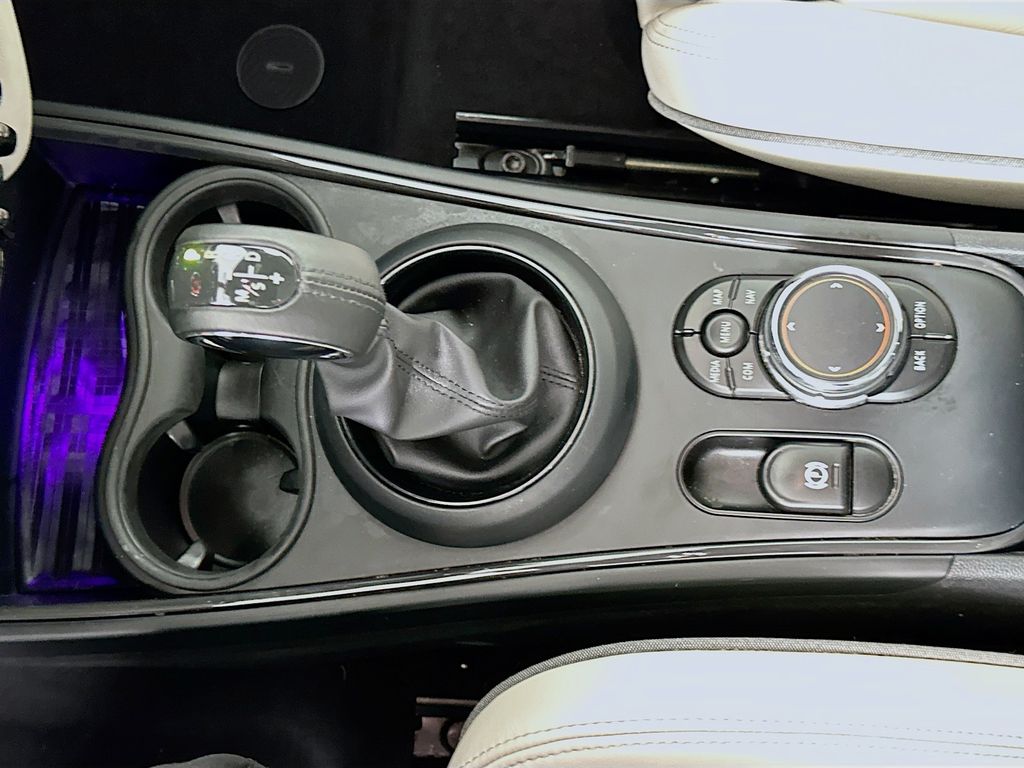 Thumbnail: 2018 MINI Cooper Countryman - 17