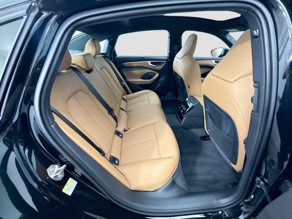 Thumbnail: 2026 Audi A6 - 21