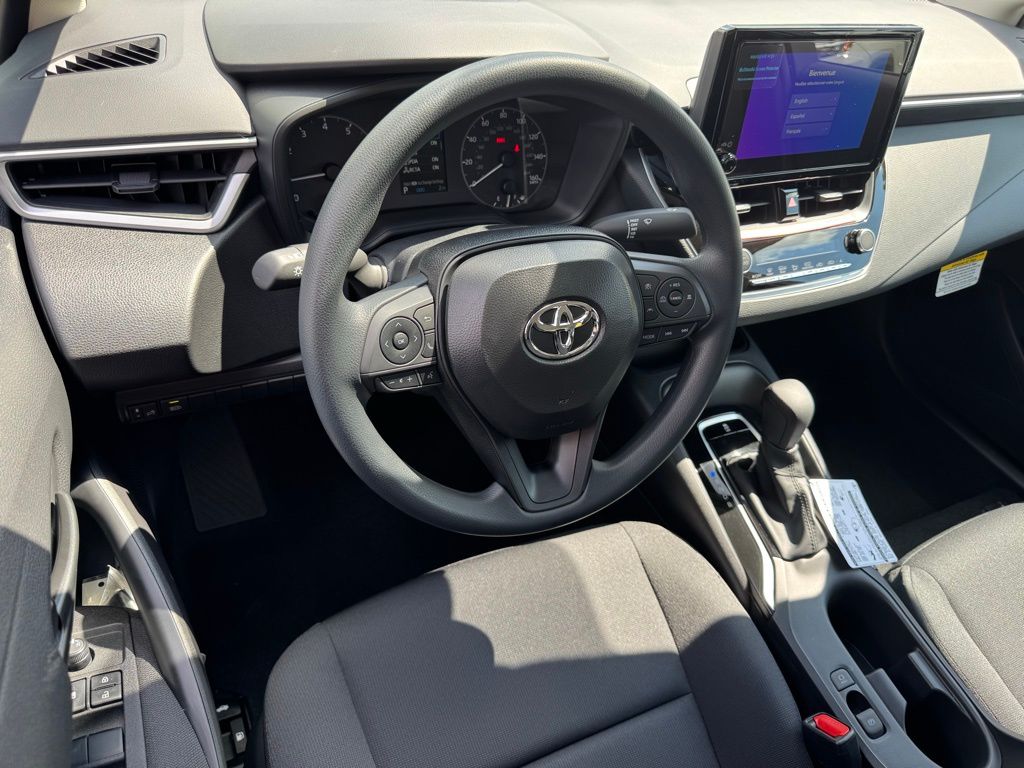 2025 Toyota Corolla LE photo 15