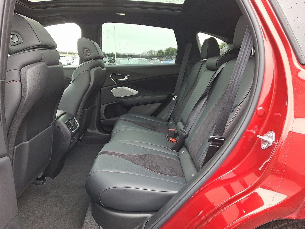 Thumbnail: 2025 Acura RDX - 10