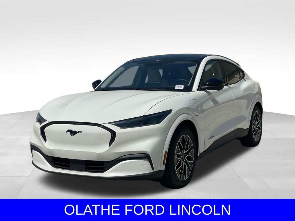 Star White Metallic Tri-Coat 2026 Ford Mustang Mach-E SUV / Crossover All-Wheel Drive Automatic