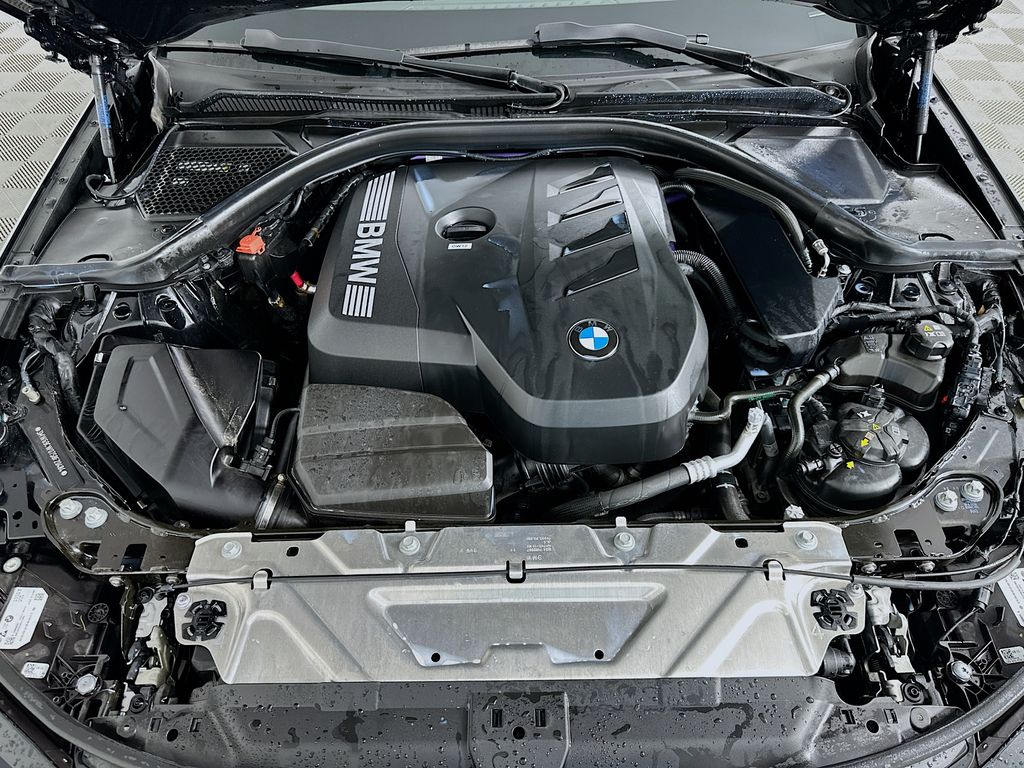 Thumbnail: 2025 BMW 3 Series - 31