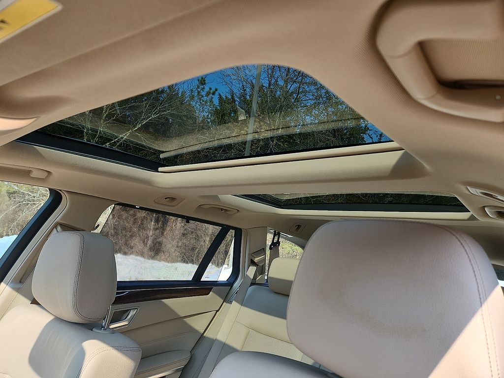 Thumbnail: 2015 Mercedes-Benz E-Class - 14