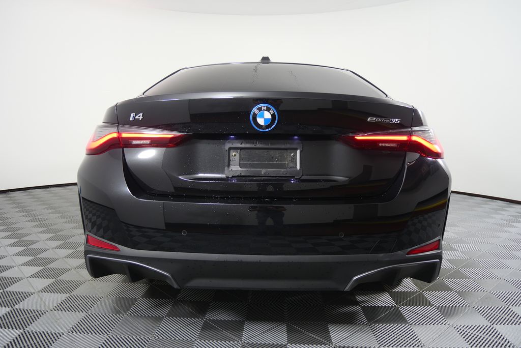 Thumbnail: 2023 BMW i4 - 4