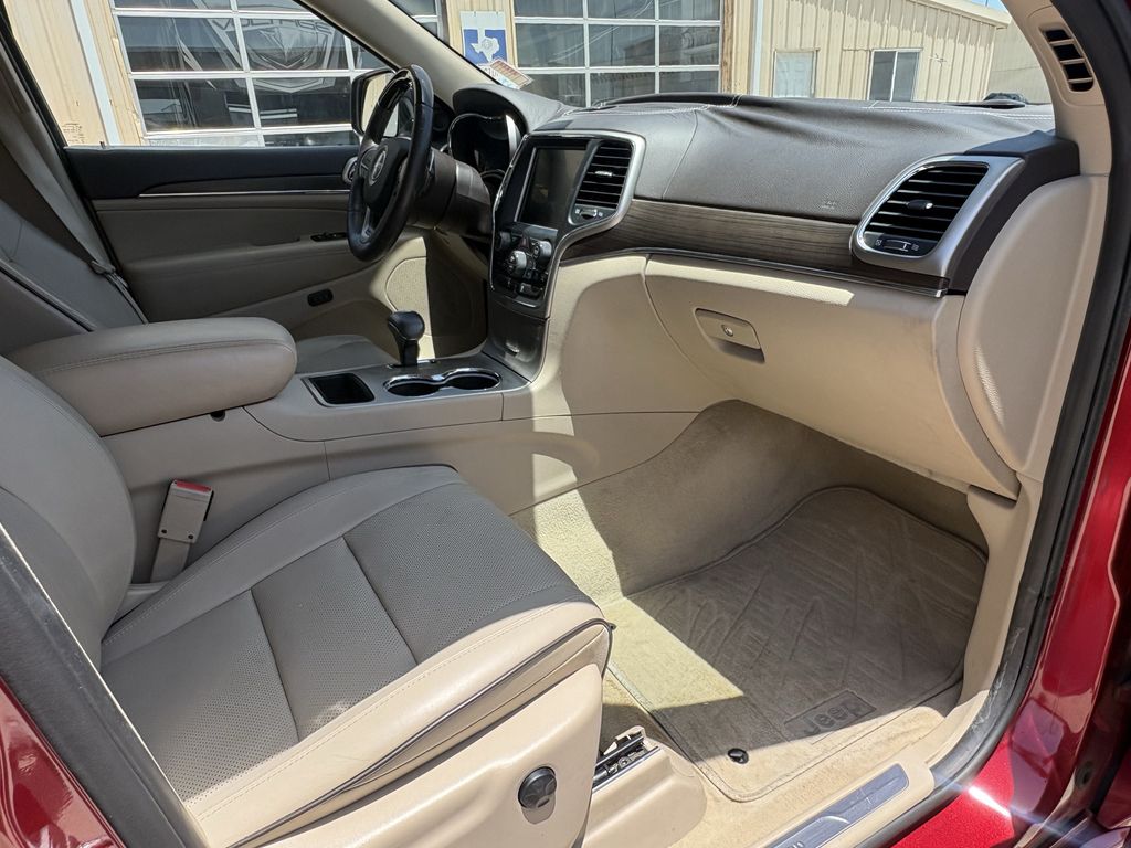 2015 Jeep Grand Cherokee Overland Red at Ultimate Motorsports