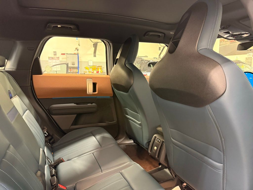 Thumbnail: 2025 MINI Cooper Countryman - 25