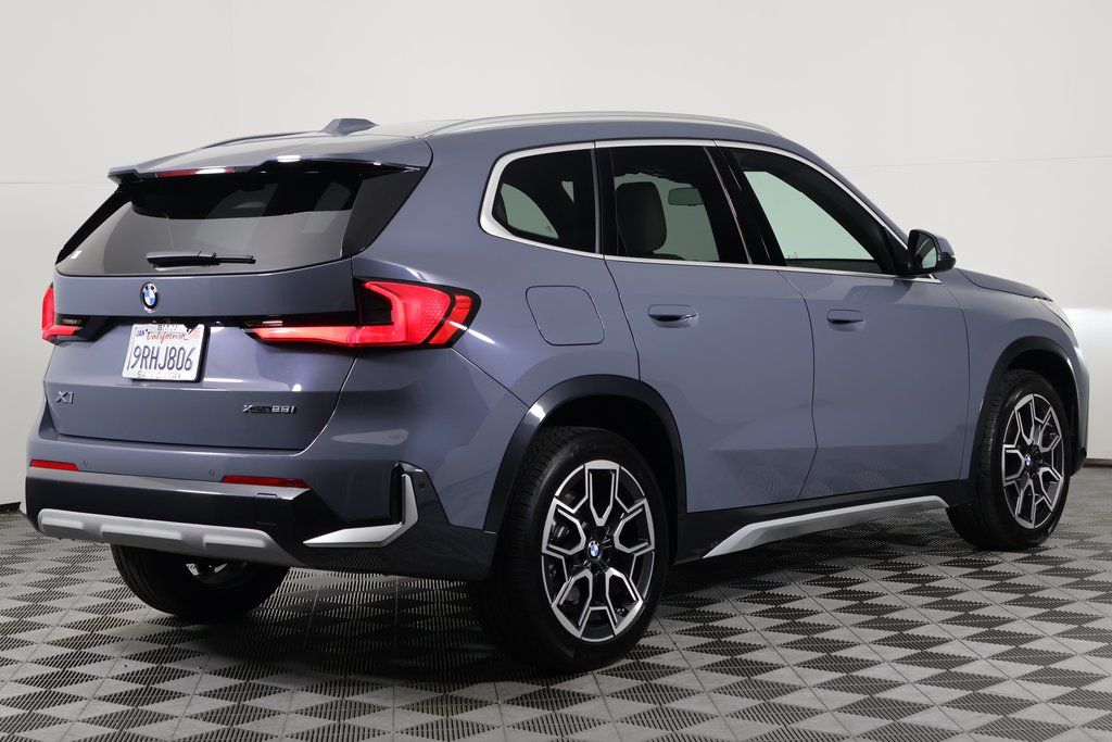 Thumbnail: 2025 BMW X1 - 4