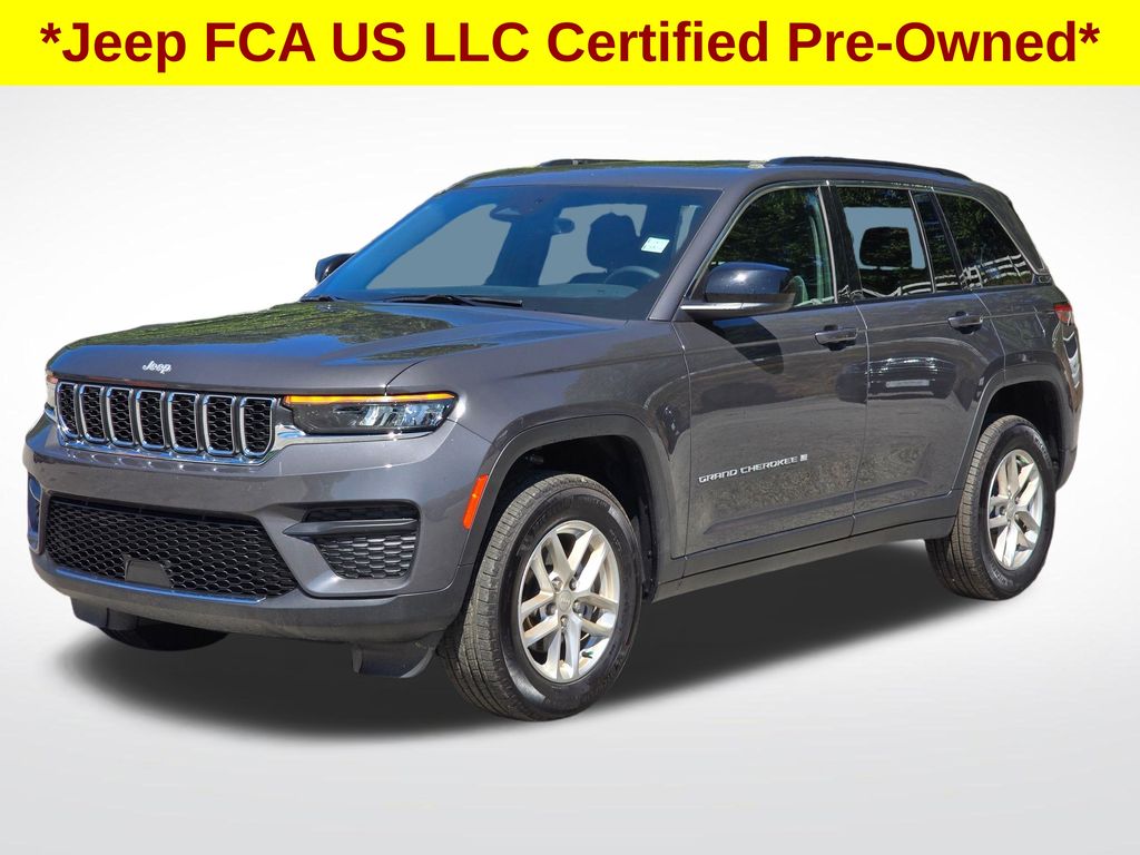 2025 Baltic Gray Metallic Clearcoat Jeep Grand Cherokee Laredo X 4X4 SUV
