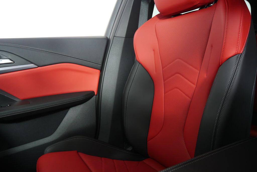 2025 BMW X1 xDrive28i 25