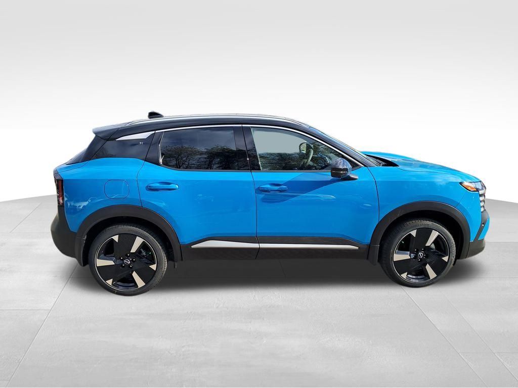 2026 Nissan Kicks SR White at South Hills Kia