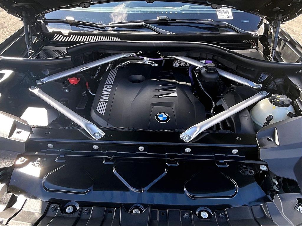 2024 BMW X7 — photo 30