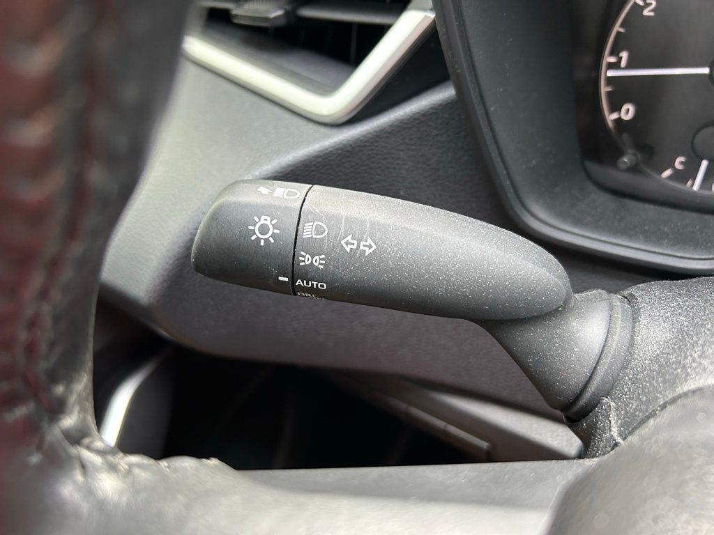 Thumbnail: 2023 Toyota Corolla - 20