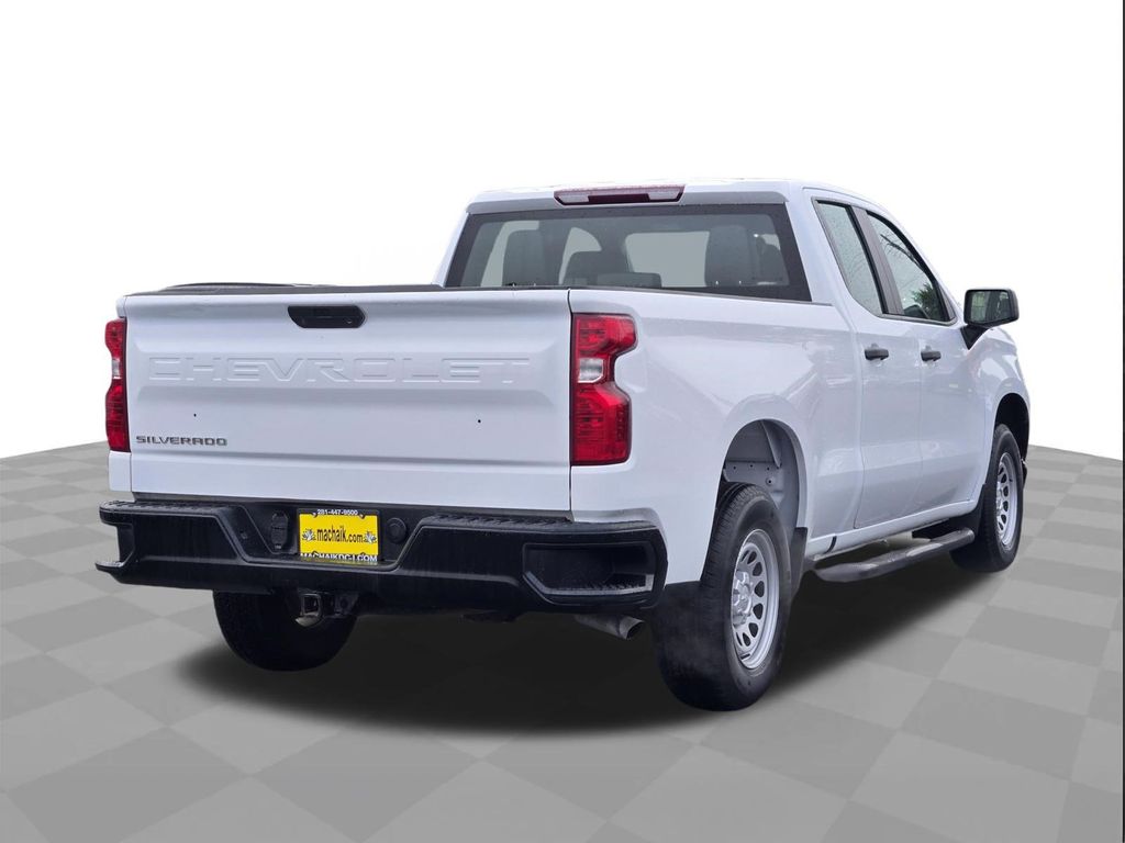 2021 Chevrolet Silverado 1500 WT - 3