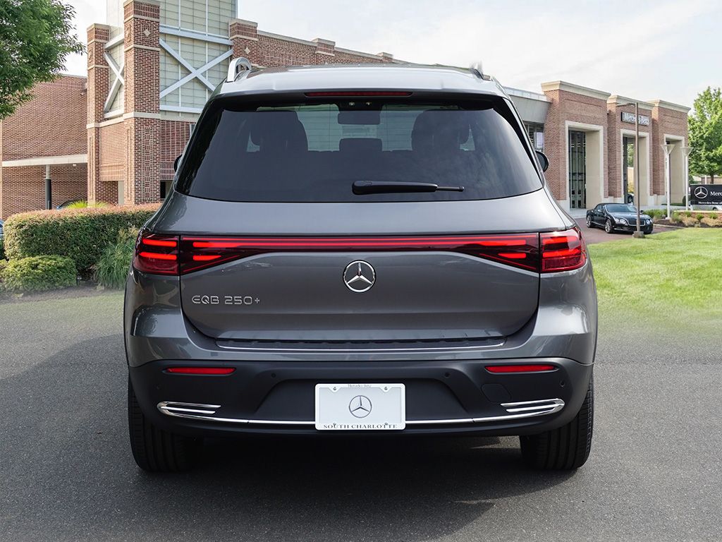 2025 Mercedes-Benz EQB 250+ 6