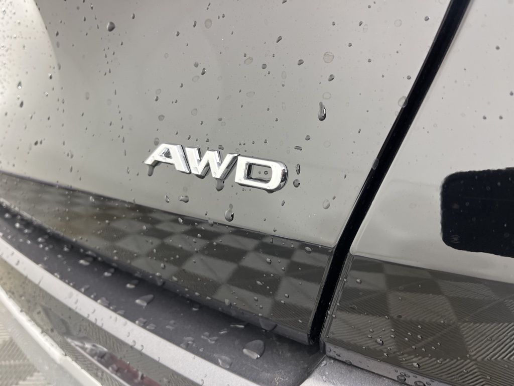 Thumbnail: 2025 Acura ADX - 18