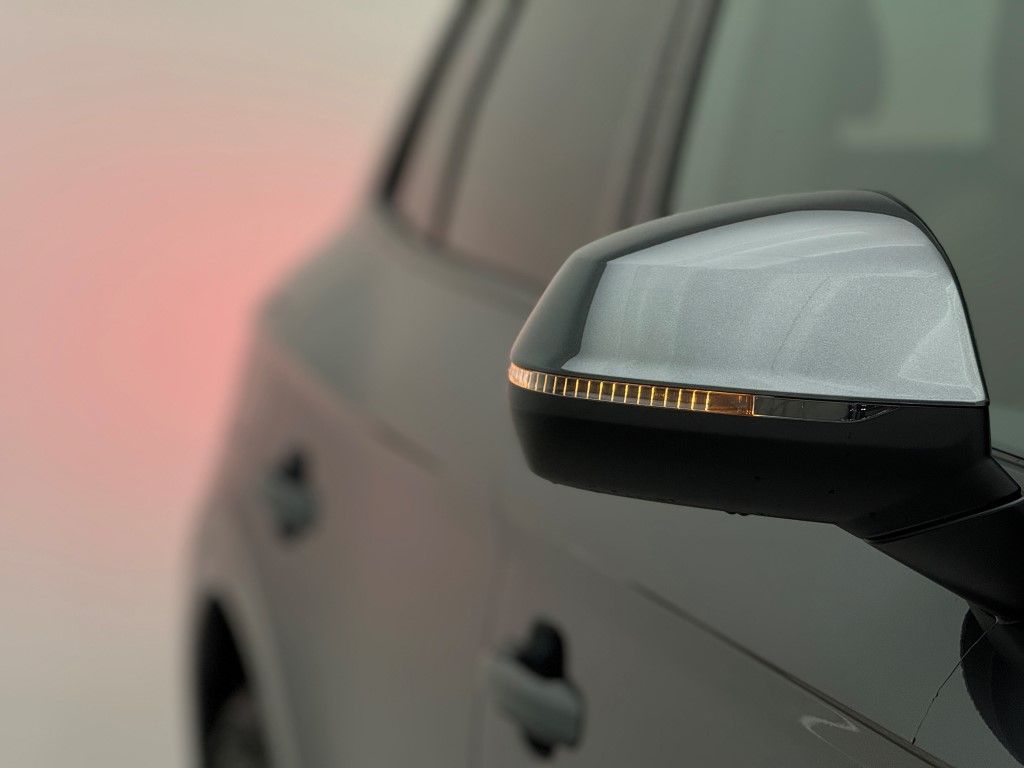 Thumbnail: 2025 Audi Q5 - 4