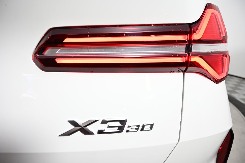 Thumbnail: 2026 BMW X3 - 11