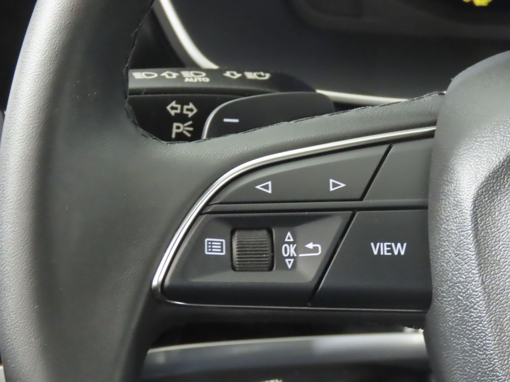 Thumbnail: 2025 Audi Q3 - 17