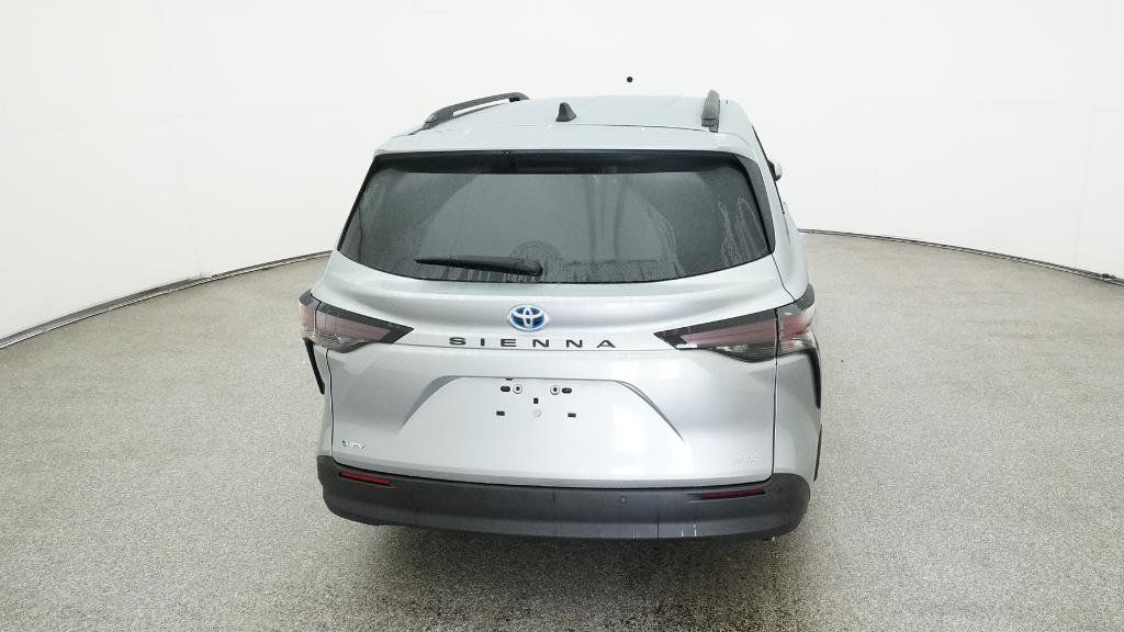 Thumbnail: 2025 Toyota Sienna - 21