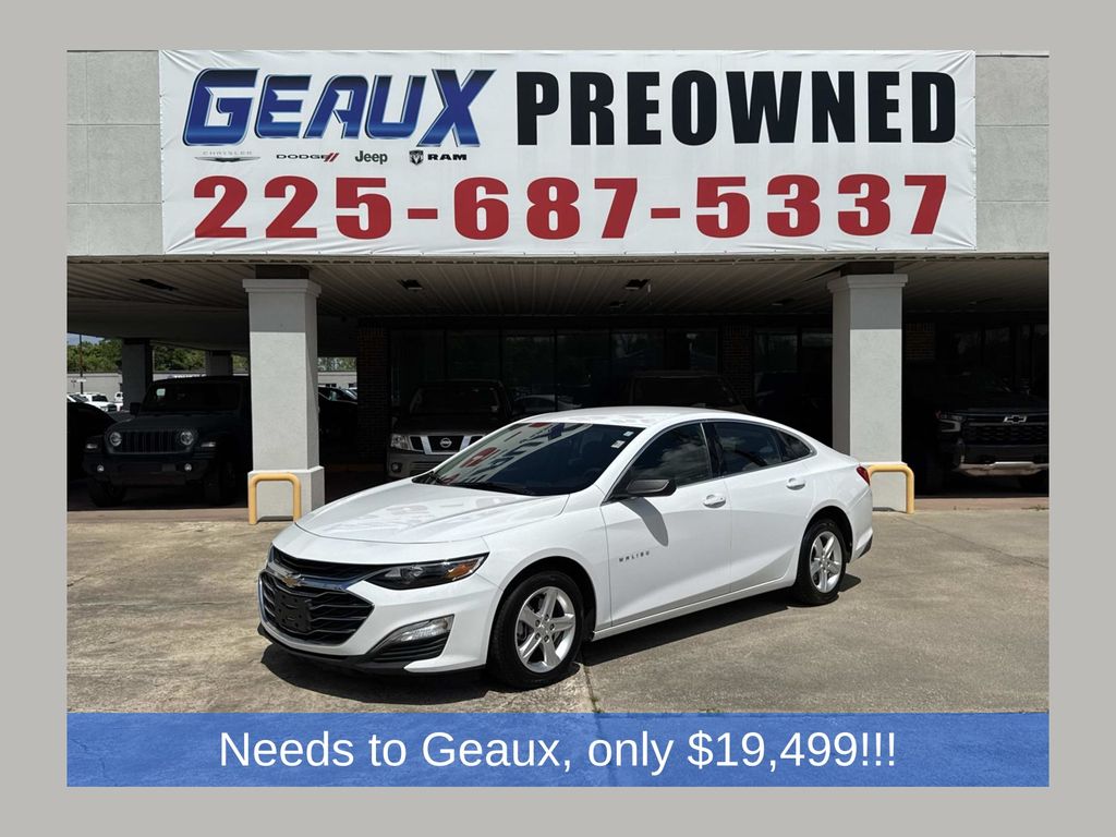 Summit White 2024 Chevrolet Malibu LS Fleet FWD Sedan Front-Wheel Drive Continuously Variable Transmission