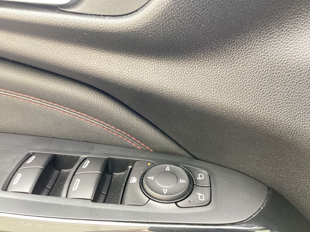 Used 2024 Chevrolet Trax SUV