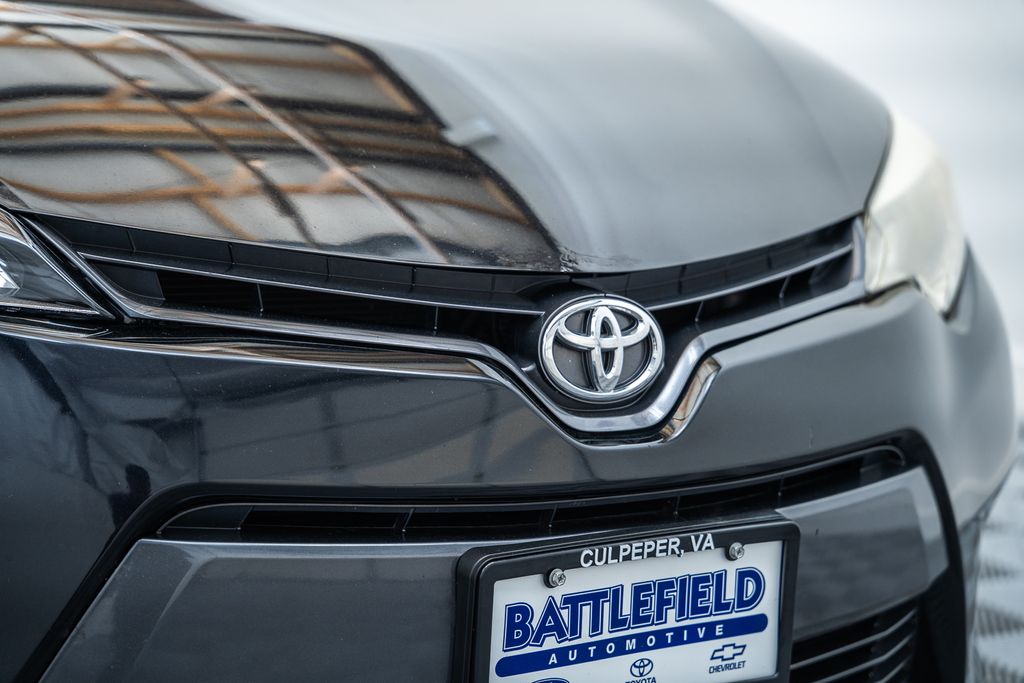 ToyotaCorolla11