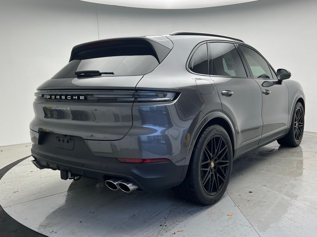 Thumbnail: 2024 Porsche Cayenne - 22