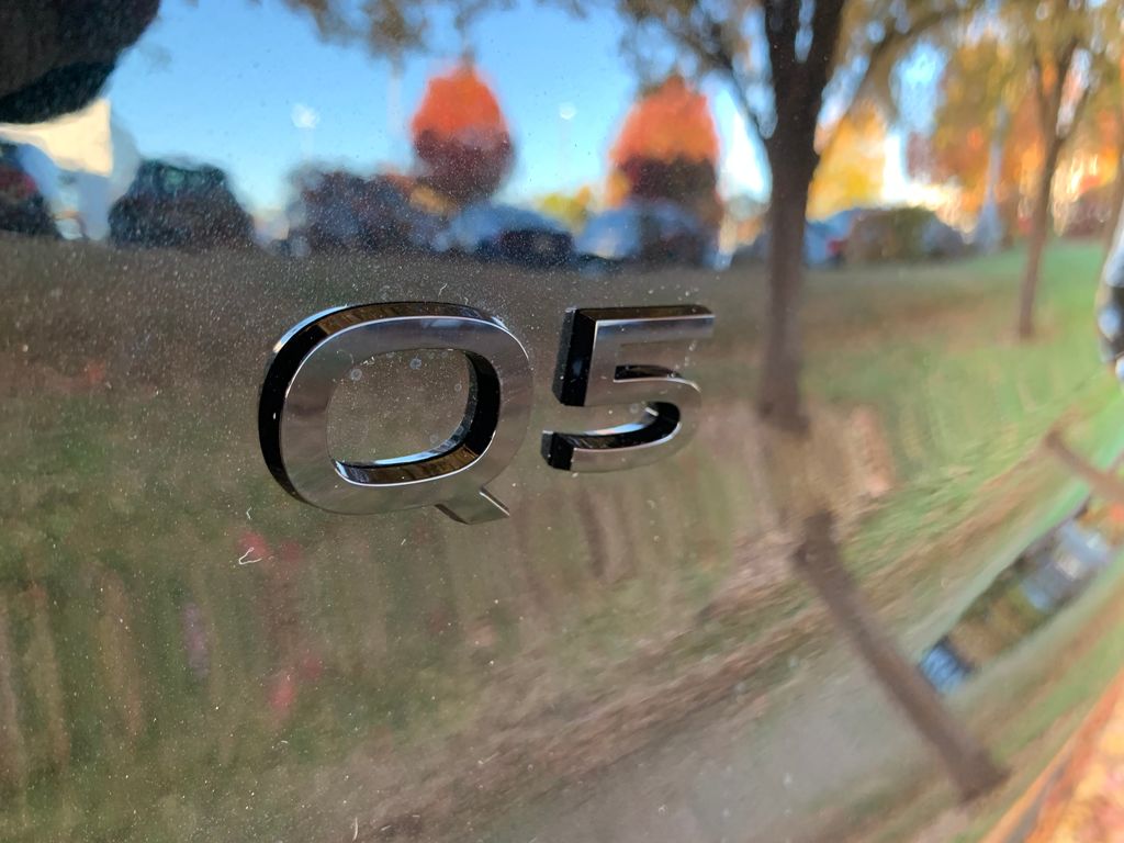 Thumbnail: 2025 Audi Q5 - 8