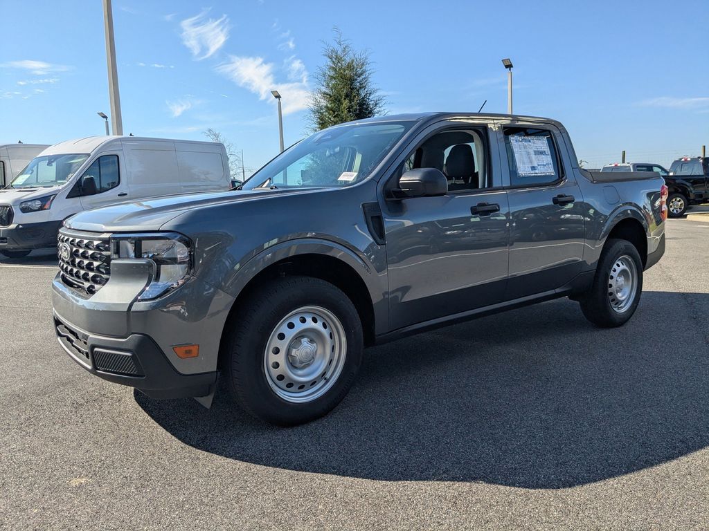 2025 Ford Maverick XL