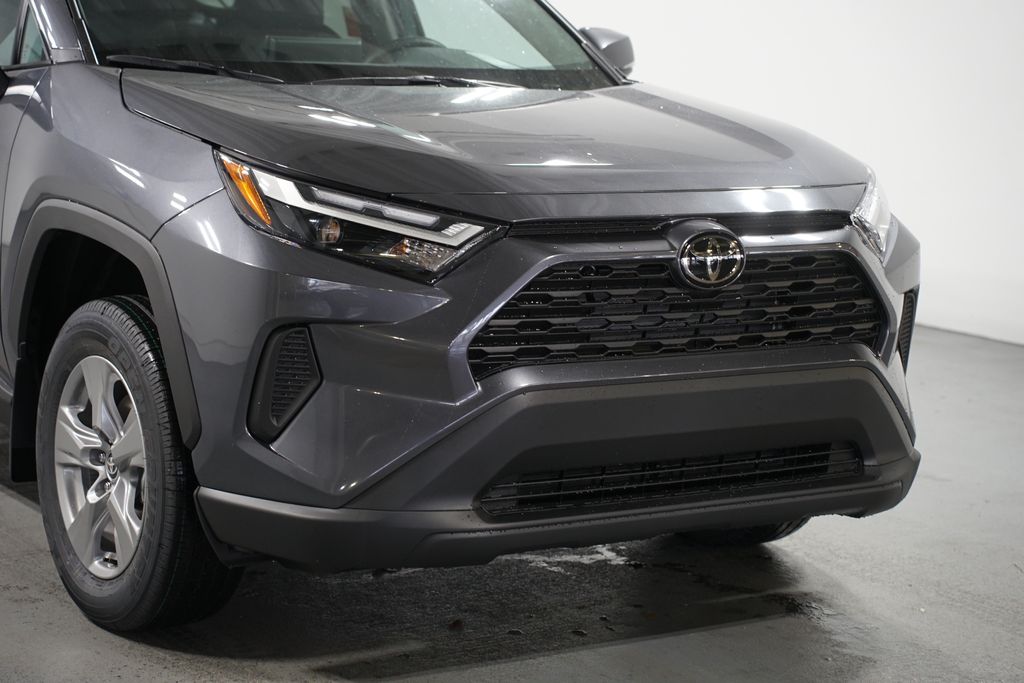 Thumbnail: 2025 Toyota RAV4 - 4