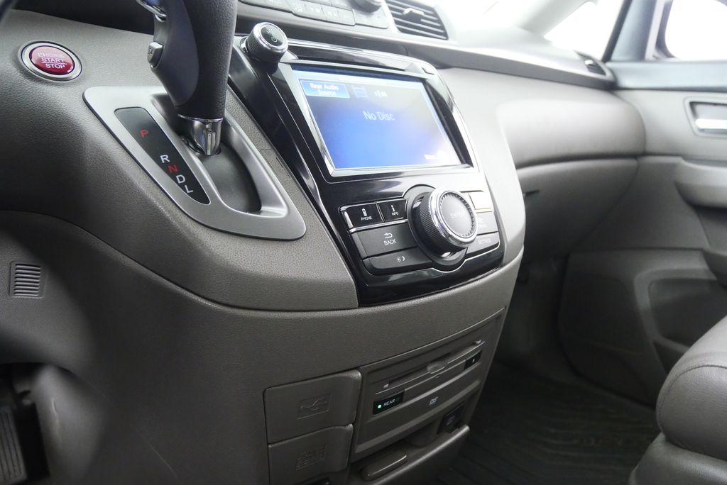 Thumbnail: 2017 Honda Odyssey - 26