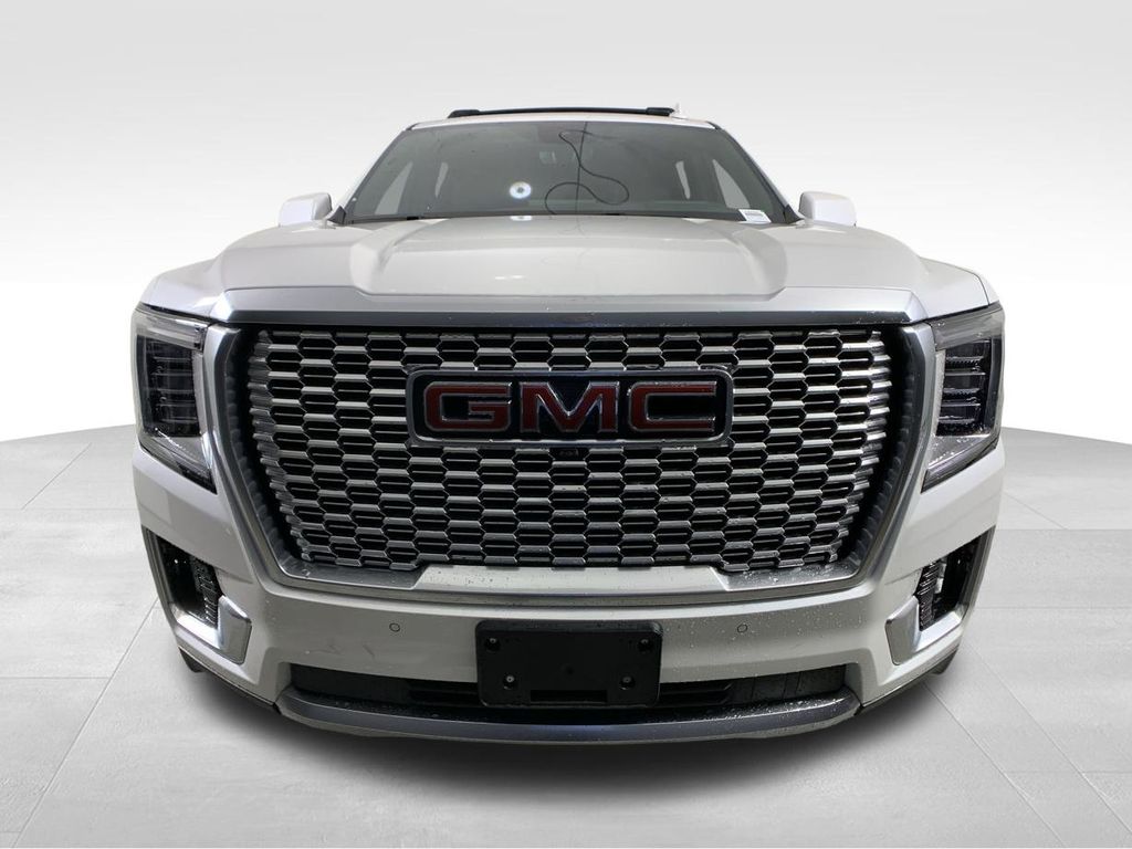 2024 GMC Yukon XL Denali 10