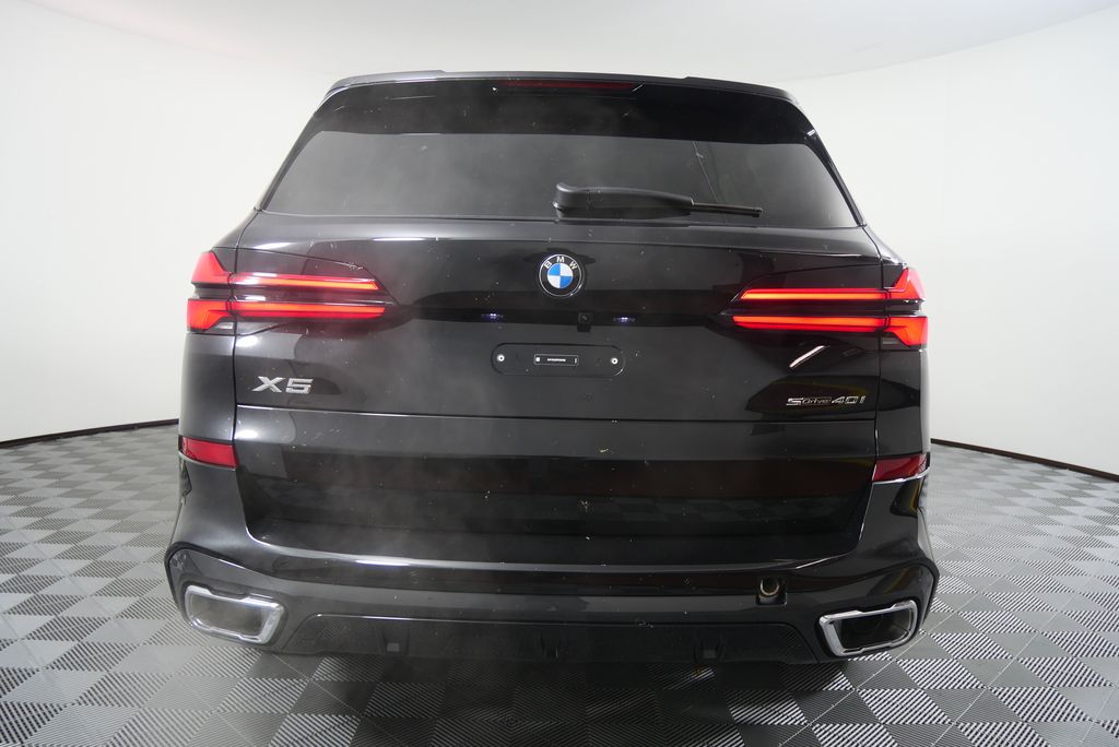 Thumbnail: 2026 BMW X5 - 4