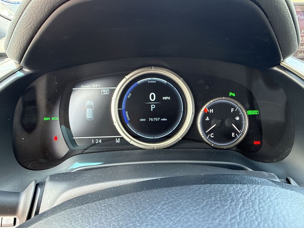 Thumbnail: 2018 Lexus RX - 25