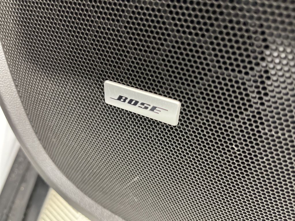 Thumbnail: 2022 Chevrolet Traverse - 23