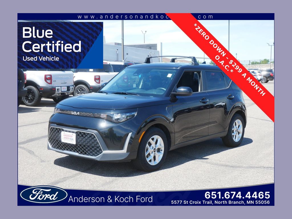  2023 Kia Soul S FWD   