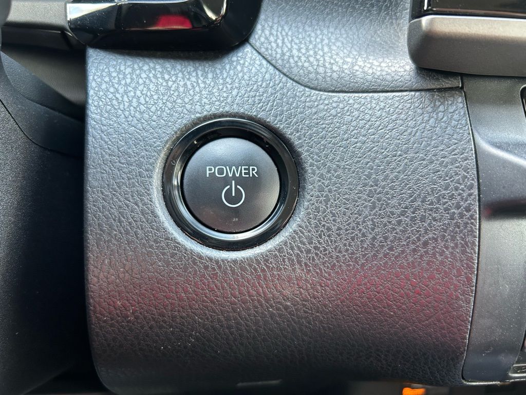 Thumbnail: 2025 Toyota Camry - 28