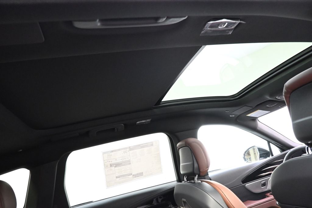 New 2026 White Lincoln Reserve image 17