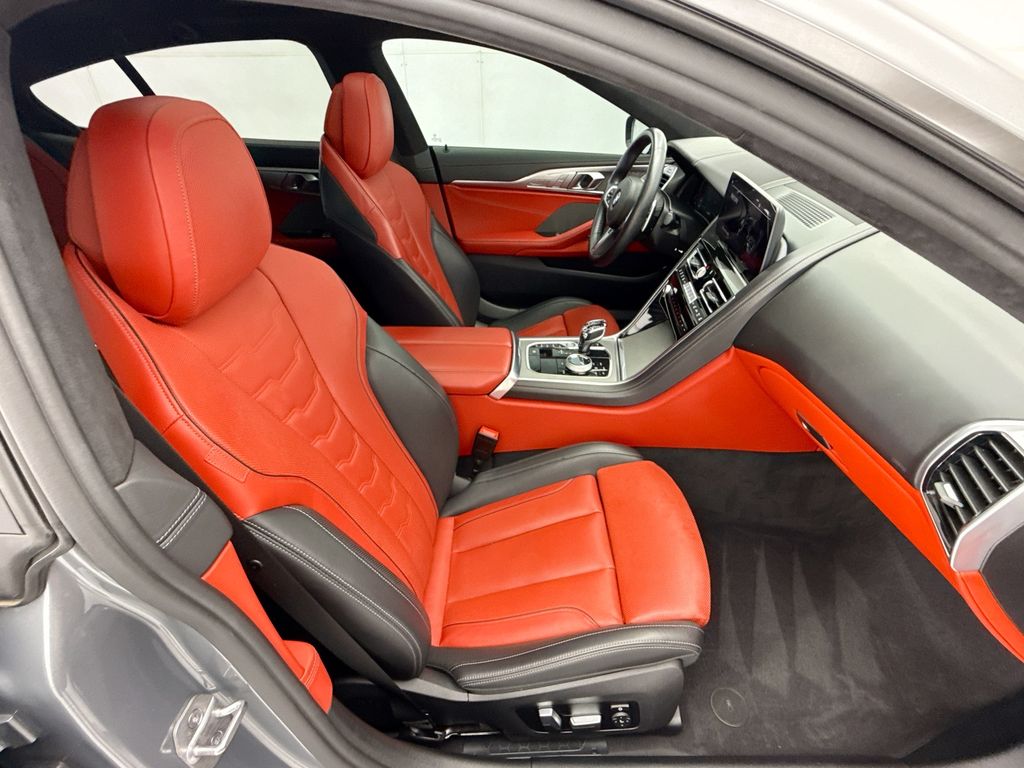 Thumbnail: 2023 BMW 8 Series - 19
