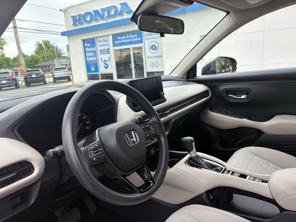2023 Honda HR-V AWD LX