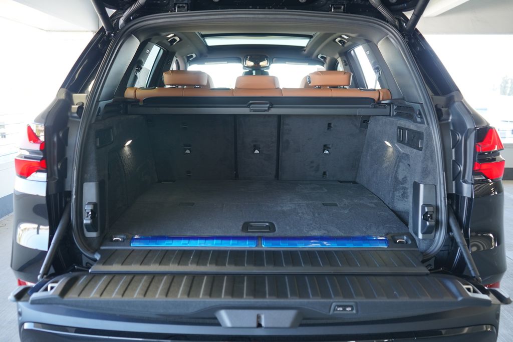 Thumbnail: 2026 BMW X5 - 22