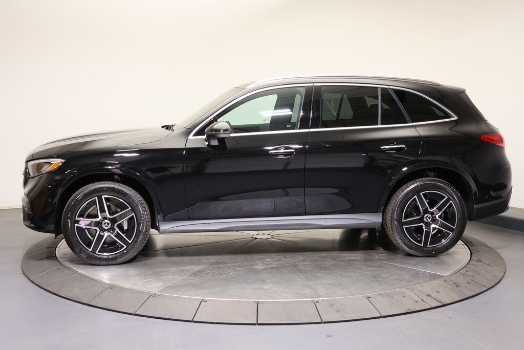 Thumbnail: 2026 Mercedes-Benz GLC - 4