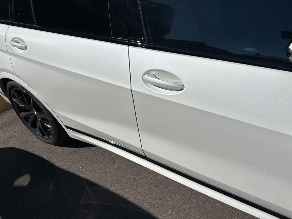 Thumbnail: 2021 BMW X7 - 6