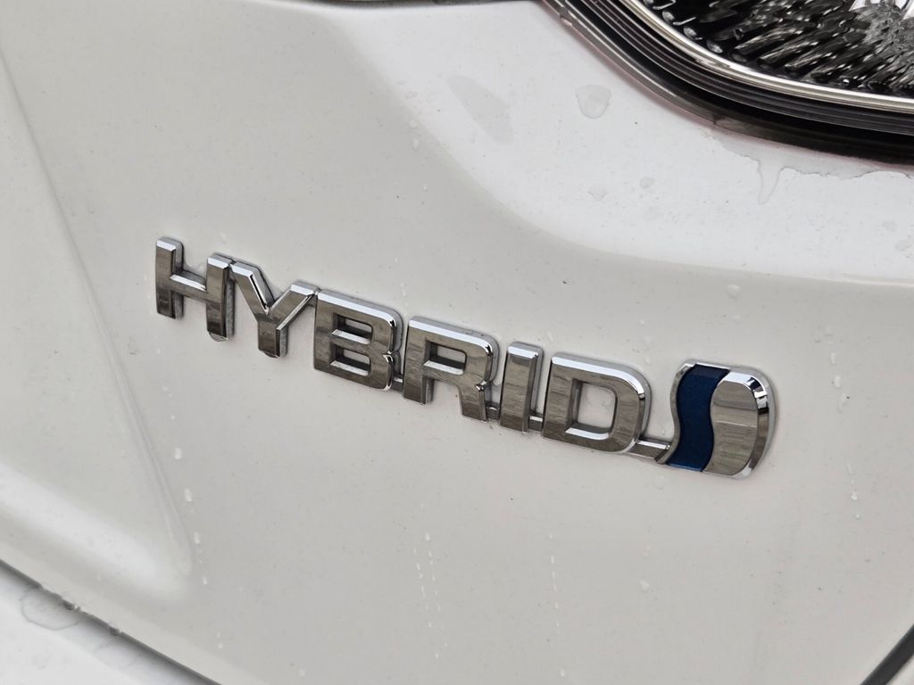 2021 Toyota Corolla - $15,677