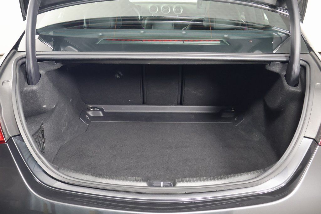 Thumbnail: 2023 Mercedes-Benz C-Class - 14