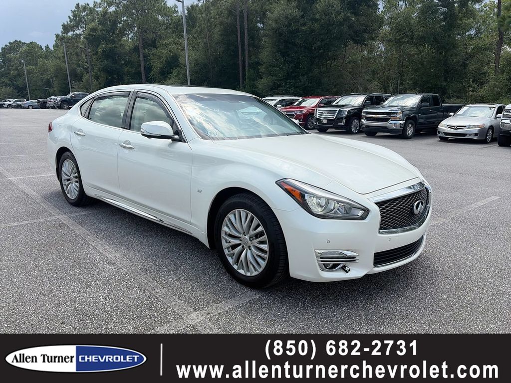 2019 INFINITI Q70L 3.7 Luxe RWD