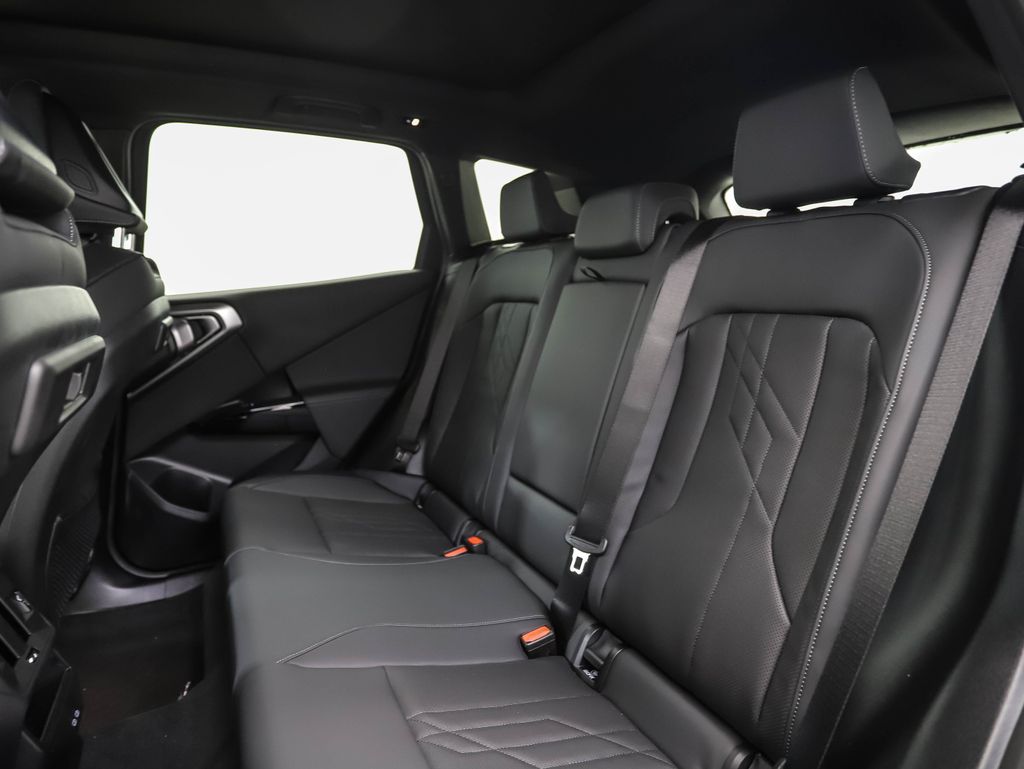 Thumbnail: 2026 BMW X3 - 23