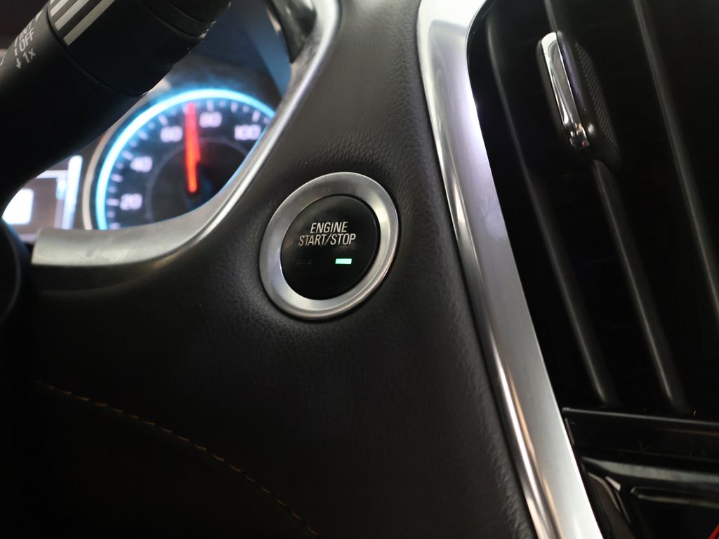Used 2018 White Chevrolet 3LT image 42