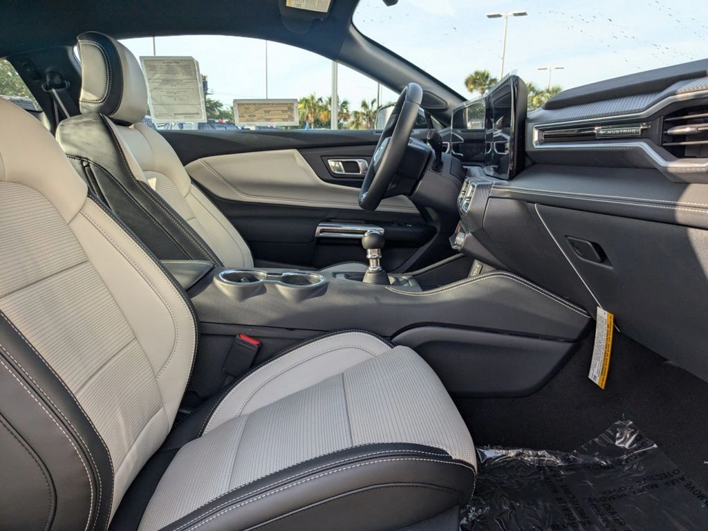 2025 Ford Mustang GT Premium Fastback