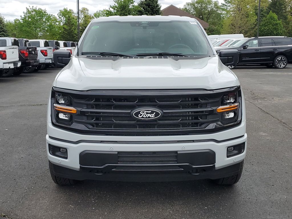 View vehicle photo 2